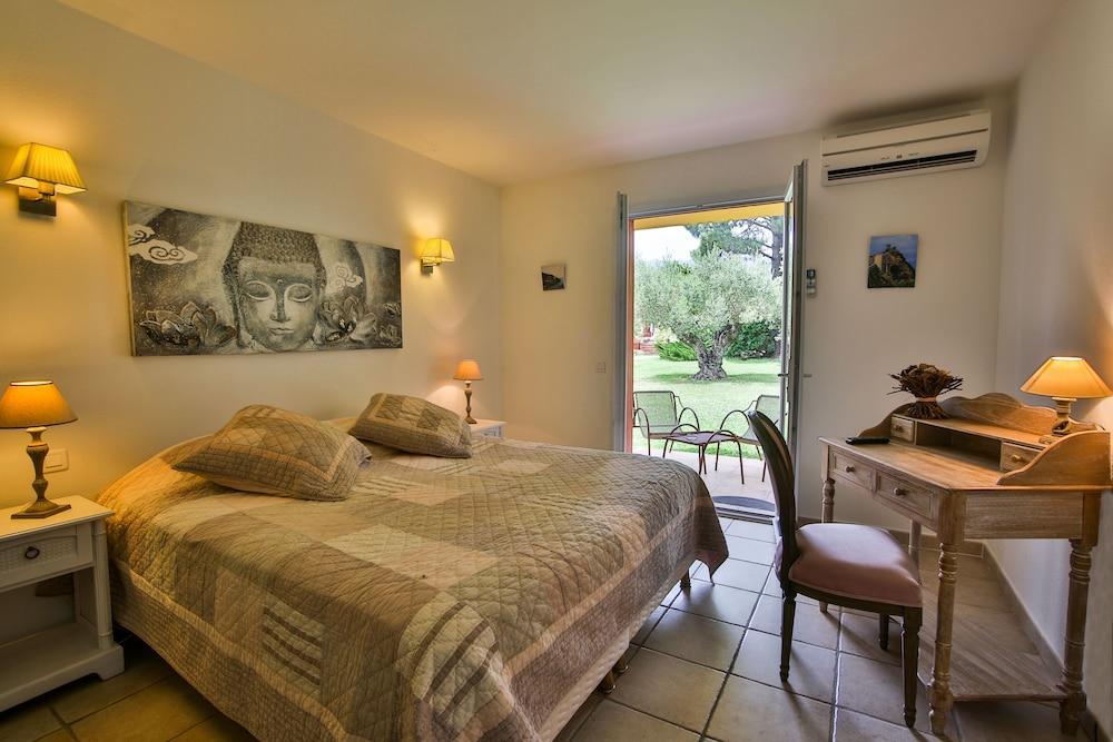 Hotel Du Pont De L'Oso Lecci Zewnętrze zdjęcie