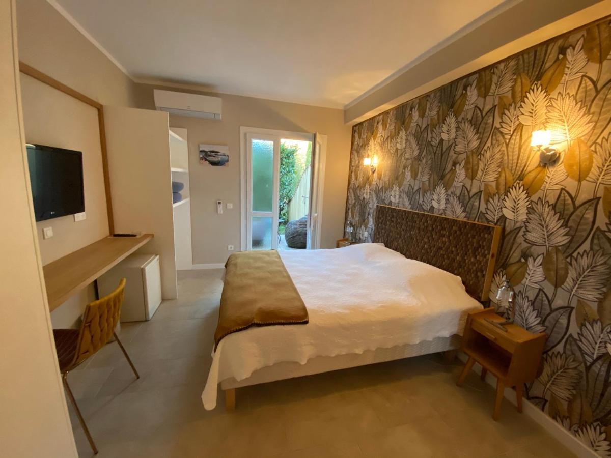 Hotel Du Pont De L'Oso Lecci Zewnętrze zdjęcie