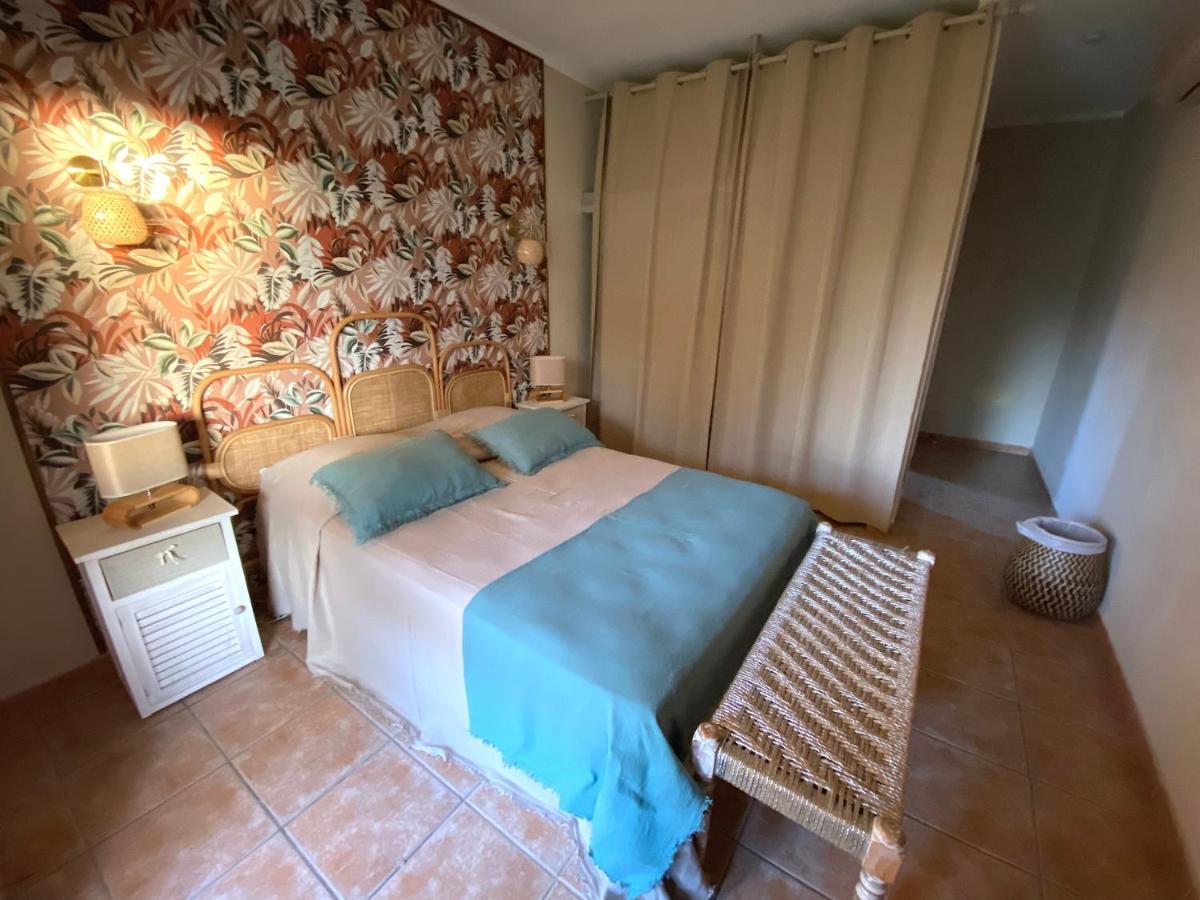 Hotel Du Pont De L'Oso Lecci Zewnętrze zdjęcie