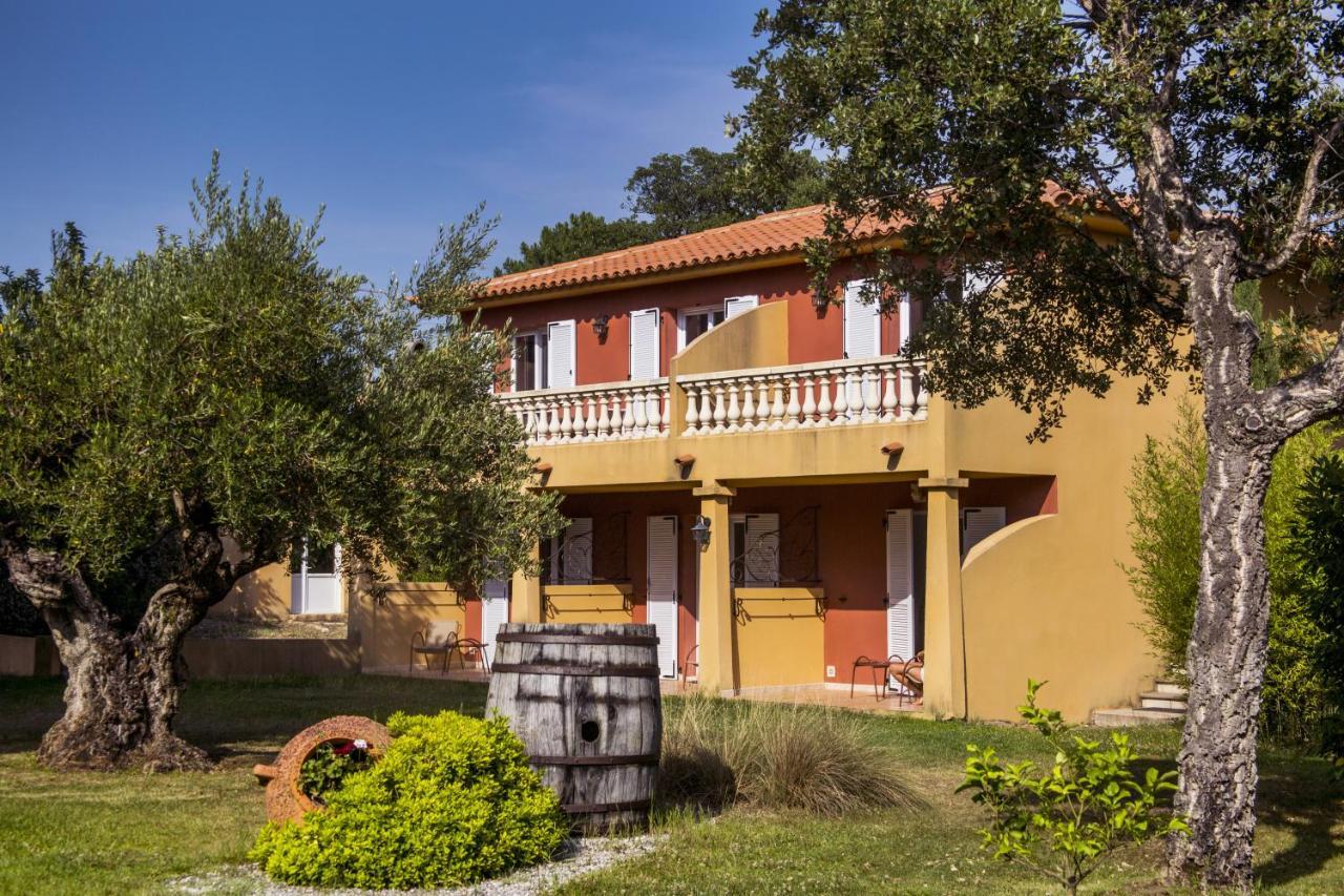Hotel Du Pont De L'Oso Lecci Zewnętrze zdjęcie