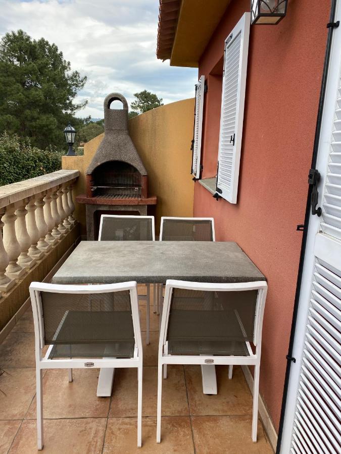 Hotel Du Pont De L'Oso Lecci Zewnętrze zdjęcie