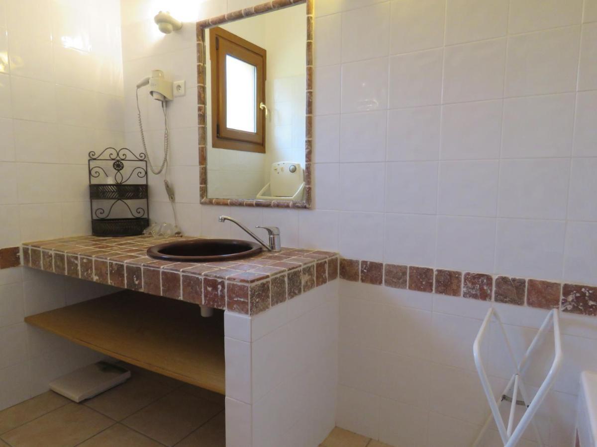 Hotel Du Pont De L'Oso Lecci Zewnętrze zdjęcie